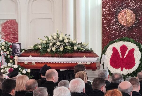 Orbán Viktor: Mindig hálásak leszünk Duray Miklósnak