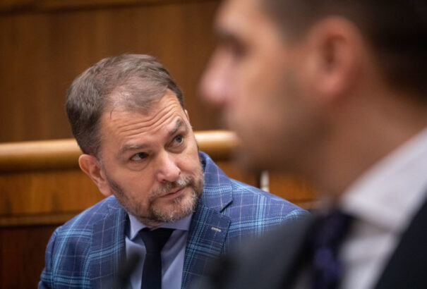 Az OĽANO zsákutcába kormányozta magát és Szlovákia demokratikus reményeit