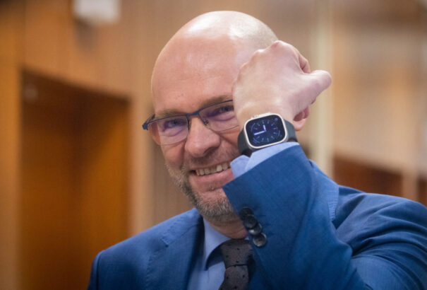 Győztesek és vesztesek – Íme, a pártok népszerűségének alakulása 2022-ben