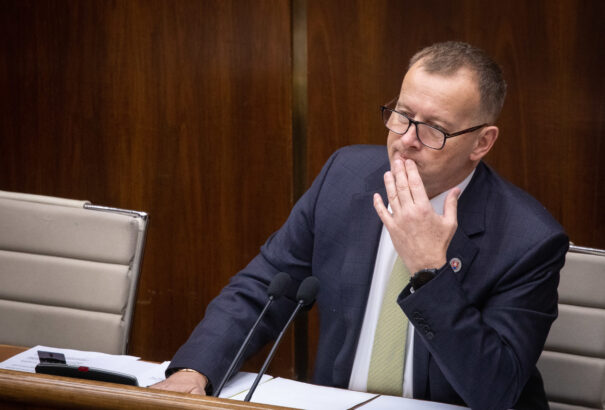 Kollár: Vége a cirkusznak, a törvényben meghatározott időpontban kiírom a választásokat