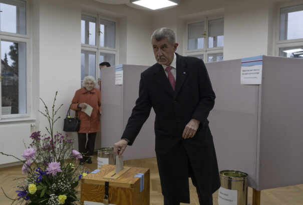 Zeman: A csehországi elnökválasztás népszavazás volt Babišról