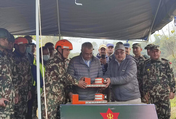 Megtalálták a Nepálban lezuhant repülő feketedobozait