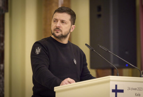 Politikai földindulás Ukrajnában: tucatnyi magas rangú tisztviselőt váltottak le