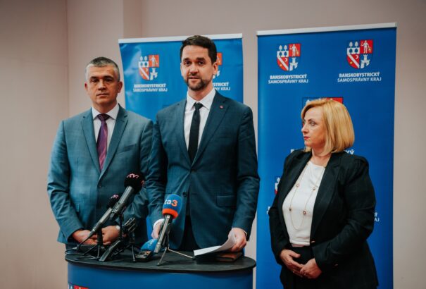 A járóbeteg-ellátás gondjai forró krumpli, amit a felelősök egymásnak dobálnak