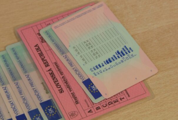 2004 előtt adták ki a jogosítványát? Idén kénytelen lesz lecserélni