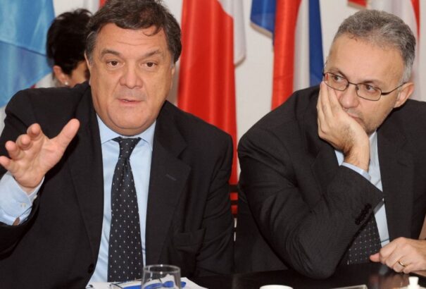 Vádalkut köthet a Katargate korrupciós botrány főszereplője, Pier Antonio Panzeri a hatóságokkal