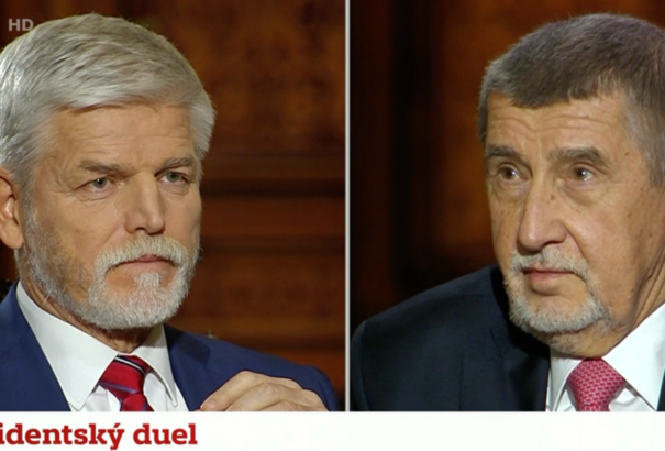 Pavel–Babiš elnökjelölti vita. Babiš: Pavelnek fel kellene adnia jelöltségét, és meg kellene hagynia nekem ezt a pozíciót