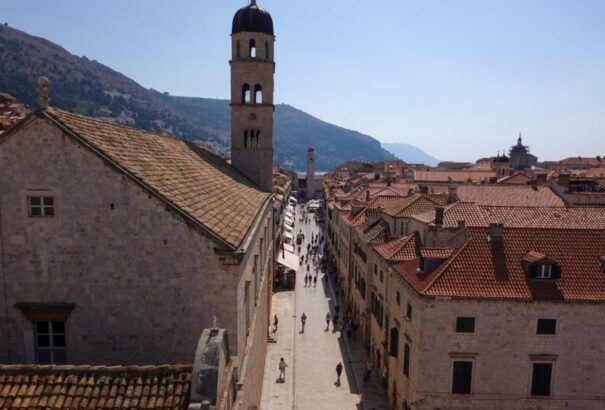 Horvát kormányfő pénzbírságot helyezett kilátásba az áremelések miatt