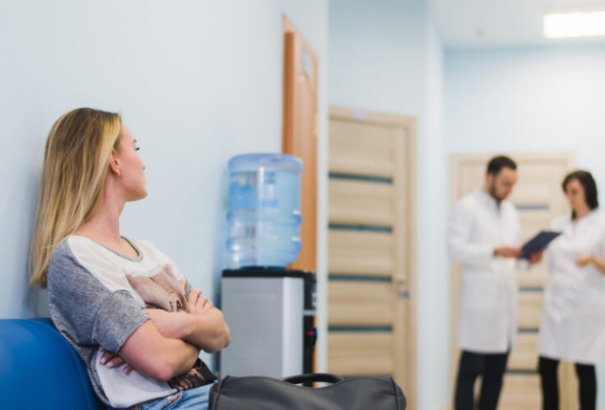 Egyes rendelők a megnövekedett költségek miatt pénzt kérnek a kivizsgálásért