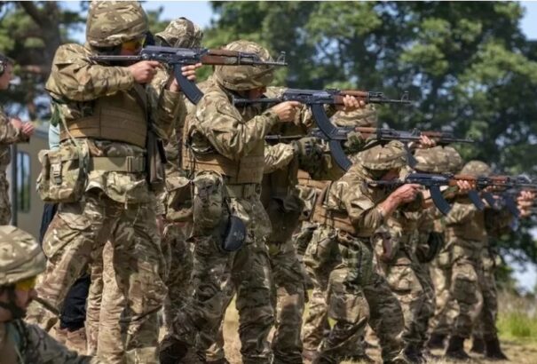 Íme, az igazság a kárpátaljai magyarok kényszersorozásáról – Interjú Dupka György történésszel az aktuális ukrajnai háborús helyzetről