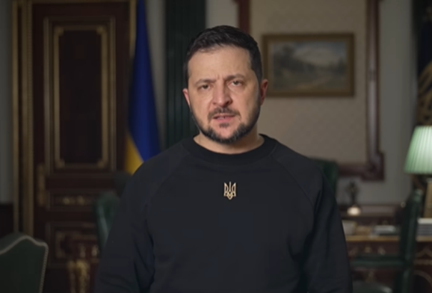 Zelenszkij: Szoledar közelében az egész földet a megszállók holttestei és az ütések hegei borítják