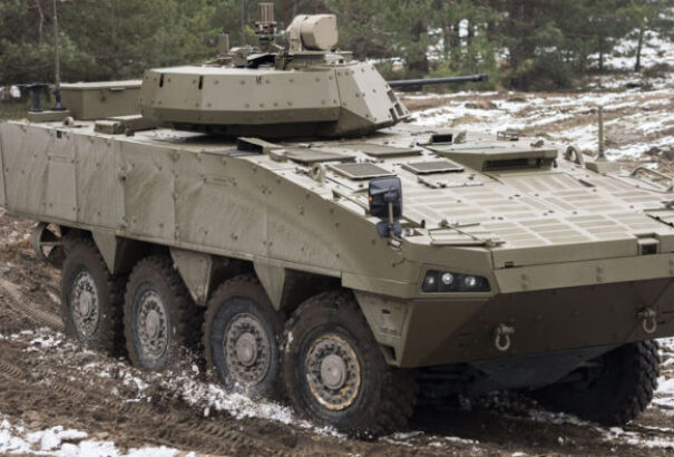 Szlovákia fegyverkezik: 3D lokátorok, Leopardok és 8×8-as páncélozott harcjárművek is érkeznek idén