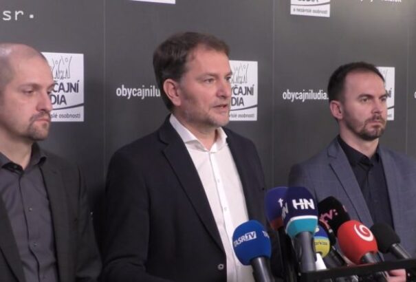 Matovič az olajfinomítók megadóztatásával finanszírozná az 500 eurós választási „jutalmat”