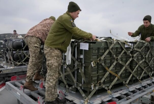 Ukrán háború: Az Egyesült Államok újabb 2 milliárd dollár katonai segítséget jelentett be