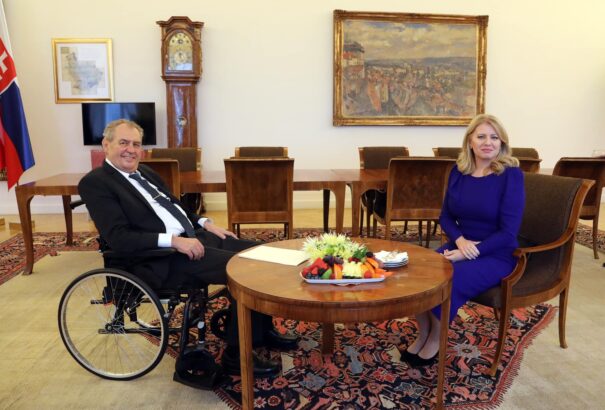 Zeman búcsúlátogatásra érkezett. A Tátrában köszön el Szlovákiától