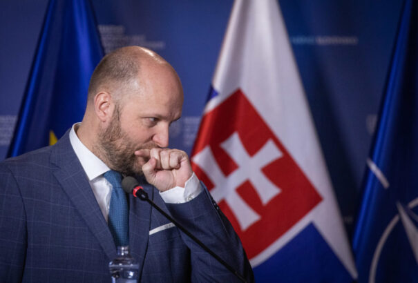 Szlovákia nem engedte be Ungvárnál a javításra szoruló német harceszközöket