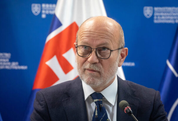 Káčer nem kér bocsánatot Magyarországtól, szerinte Putyin trójai falova, fekete lyuk Európa politikai térképén