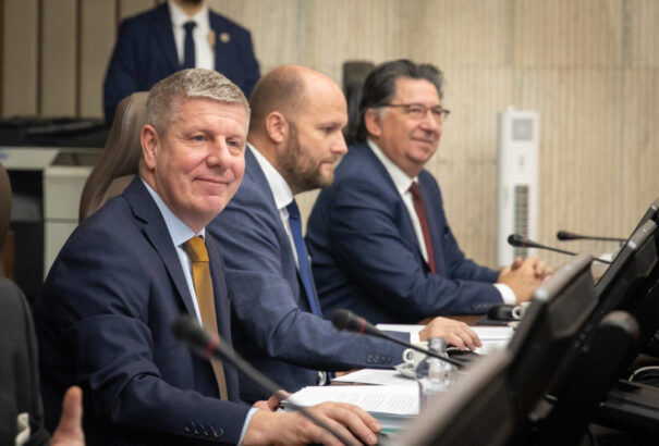 Lengvarský és a genderpropaganda: Újra elfogadták a műtét nélküli nemváltásról szóló irányelvet