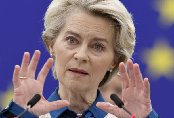 Most már Brüsszel és Von der Leyen is a külső határok védelmét szorgalmazza