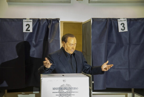 Berlusconi szerint Zelenszkij a felelős a háborúért