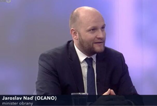 Naď: Akkor lépnénk be a háborúba, ha saját katonákat küldenénk az ukrán frontra