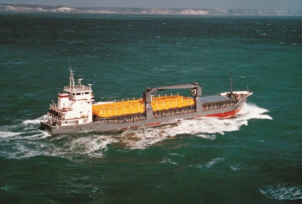 A Villa Camarum szervezésében Chovan Ján mesélt  az egykor híres komáromi hajógyárról