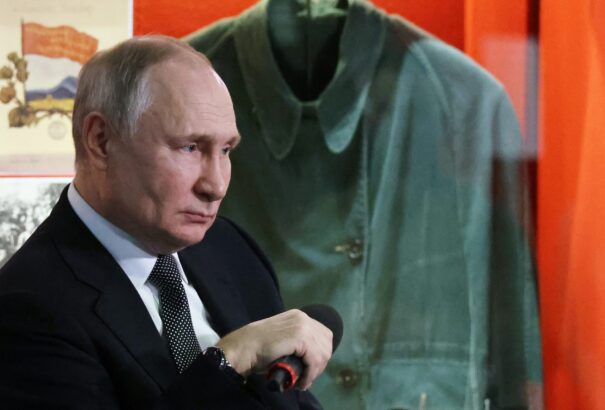 Putyin: Oroszországot ismét német tankok fenyegetik