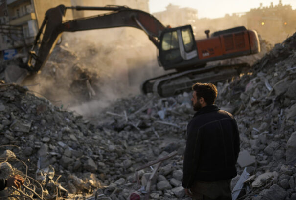 Átlépte a 40 ezret a török-szíriai földrengés halálos áldozatainak száma