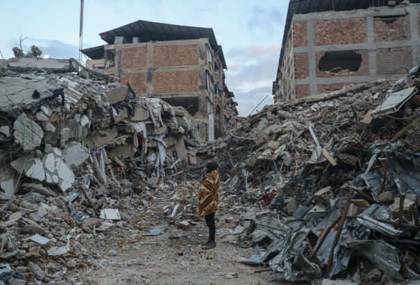Fosztogatások kezdődtek több török városban