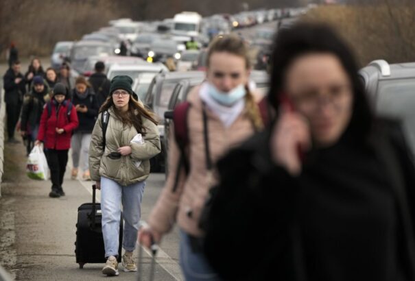 A szlovák gazdaság megváltóként tekint az ukrán menekültekre, de csak töredékük tervez hosszú távon Szlovákiával