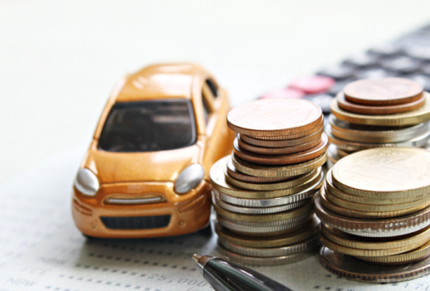 70%-kal csökkenhet az autó átírásának díja, ha nem változik a rendszáma