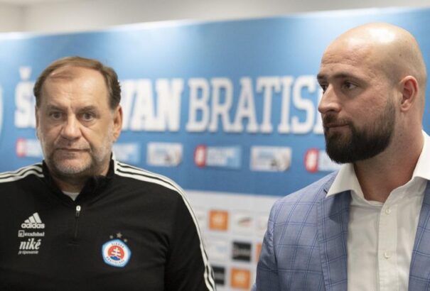 Mi folyik a Slovannál? Visszatérhet ifjabb Kmotrík?