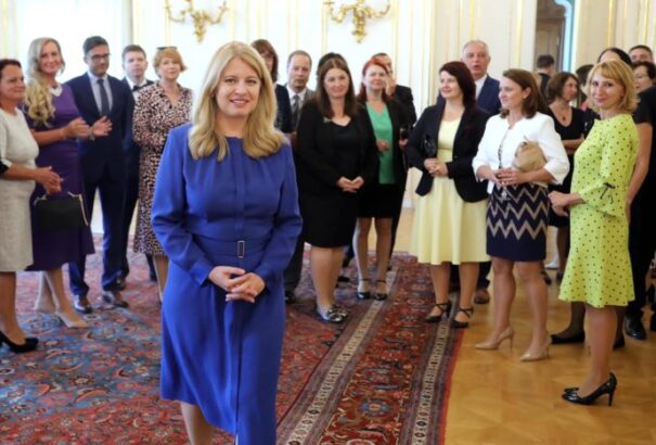 Felmérés: Zuzana Čaputová államfő a legmegbízhatóbb szlovákiai politikus
