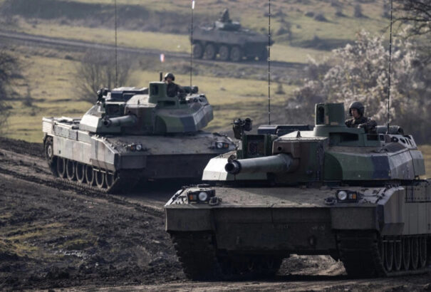 Brüsszelben most a fegyverbizniszen marakodnak – készül az új fegyverkezési alap