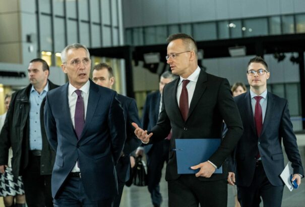 Hatalmas a nyomás Magyarországon, hogy mondjon le a kárpátaljai magyarok jogainak védelméről