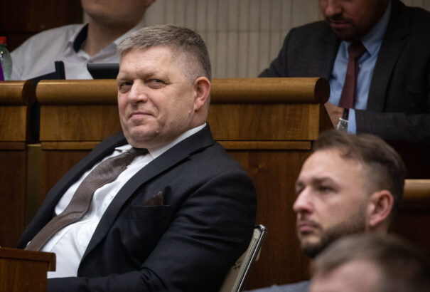 A Smer büntetőfeljelentést tett a kormány tagjai ellen a MiG-ek Ukrajnába küldése miatt