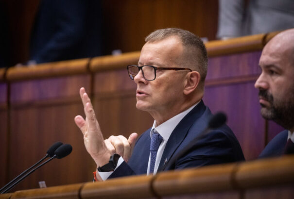 Jövő héten a pozsonyi várban jön össze rendkívüli ülésén a parlament