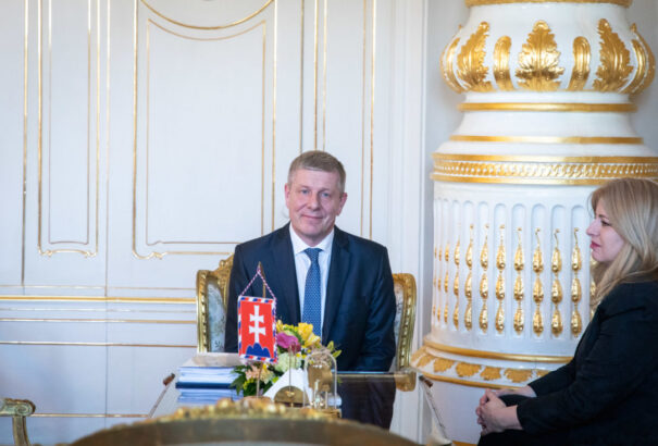 Lengvarský utolsó hivatalban töltött napján aláírta a nemváltást lehetővé tevő gyógyászati irányelvet