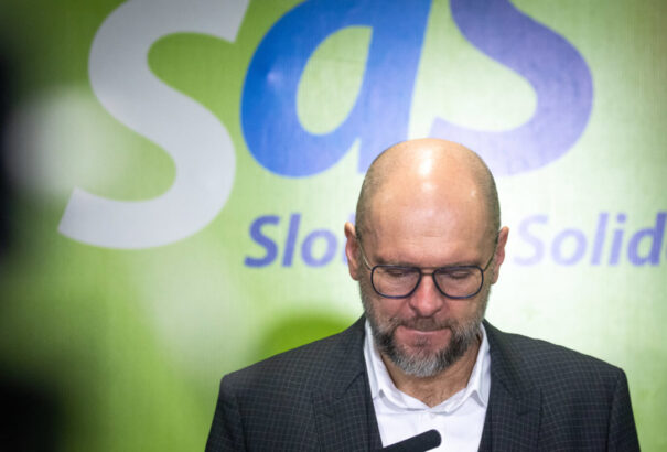 Az SaS azt követeli Hegertől, hogy utasítsa el a belső égésű motorok betiltásáról szóló brüsszeli javaslatot