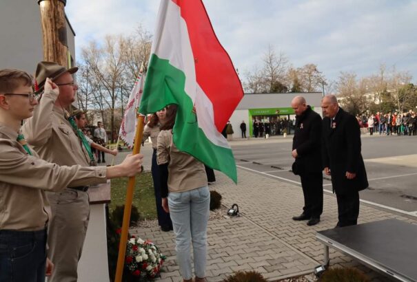 Fenes Iván a csallóközi városban: „Legyünk hát felelős magyarok!”