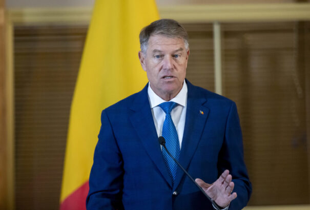 Bejelentette lemondását Klaus Iohannis román államfő