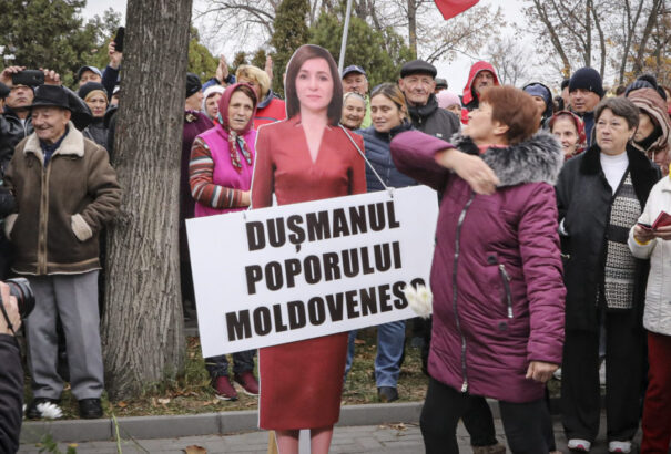 Az amerikai hírszerzés szerint orosz titkosszolgák képezik ki a moldovai tüntetőket