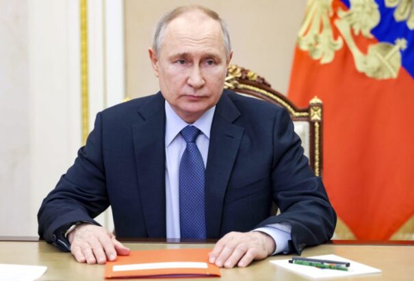 Ukrajnai háború – Putyin: Oroszország nem vet be hiperszonikus fegyvert, pedig megtehetné