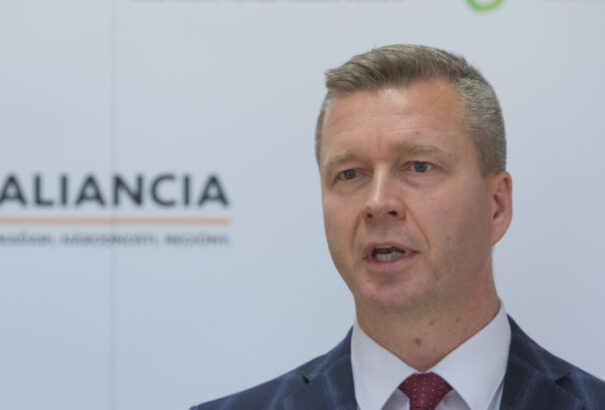 Forró szerint a Most-Híd hazudik. Több hidas is maradna a Szövetség kötelékében