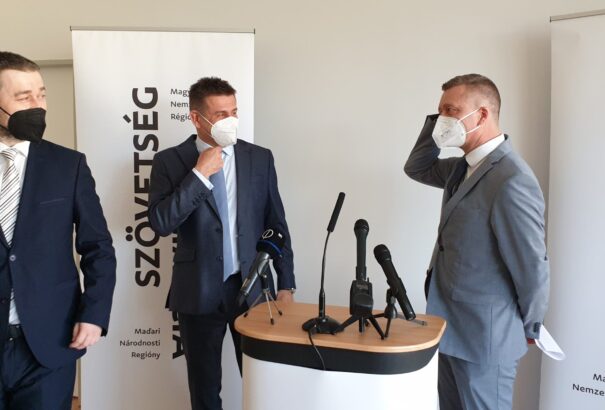 Király Zsolt: A magyar kormányra hivatkozva hekkelik a Gyimesi–Szövetség együttműködést. Kinek és miért lehet ez érdeke?