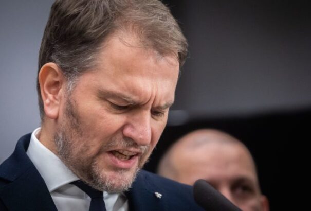 Matovič Čaputovát bírálta: Az, hogy 500 eurót adjon az embereknek, nem az ő mentális világából származik