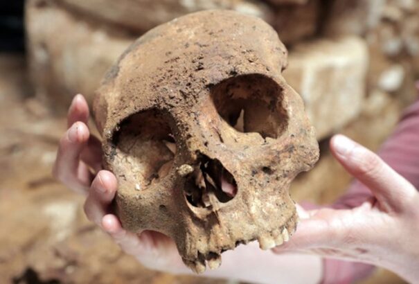 Egy egész emberi csontváz is volt abban a különleges maja sírkamrában, amit egy mexikói vasútépítés közben találtak