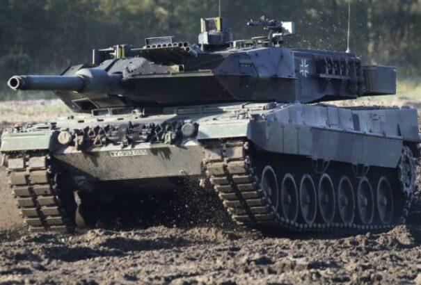 Németország Svájcnál „kuncsorog” nem használt Leopard 2-es tankokért