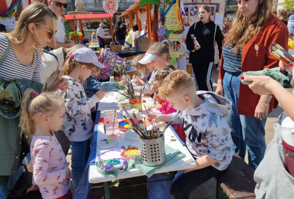 Megteltek Pozsony utcái – zajlanak a Pozsonyi Városi Napok (Képekkel)