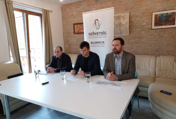 A Szövetség-Aliancia komáromi helyi szervezete bemutatta parlamenti képviselőjelöltjeit